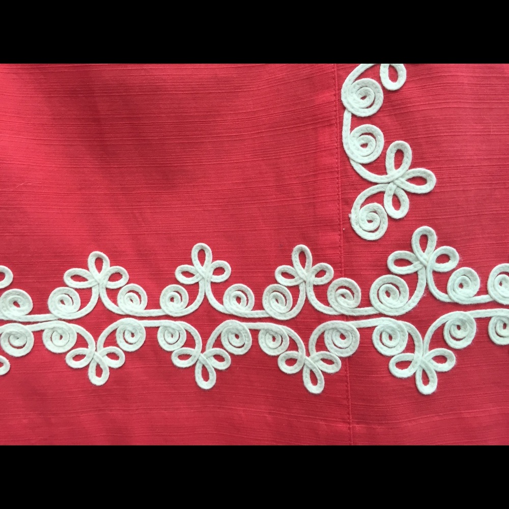 Boden Red Skirt with Cream Embroidery - Picture 3 of 4